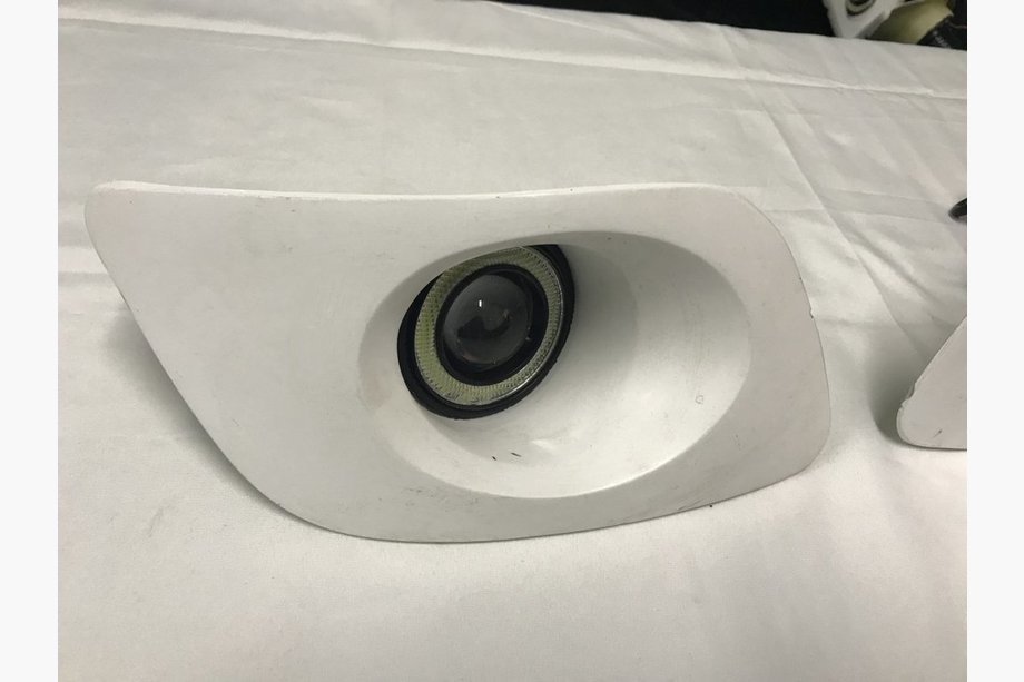 Mercedes Sprinter W906 2006–2018 LED-Nebelscheinwerfer mit Linse (ab 2013, grundiert zum Lackieren) Image
