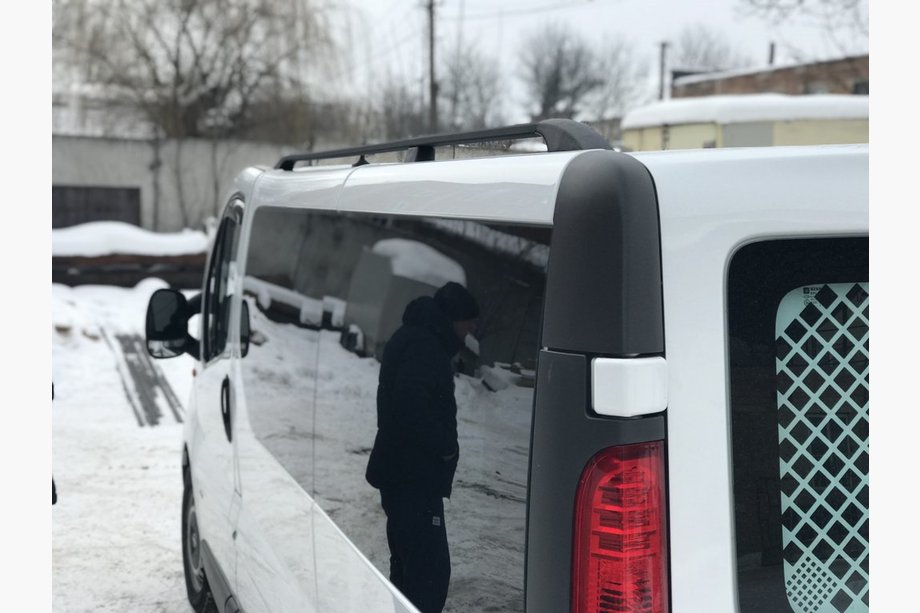Opel Vivaro 2001–2015 Dachreling Schwarz Image