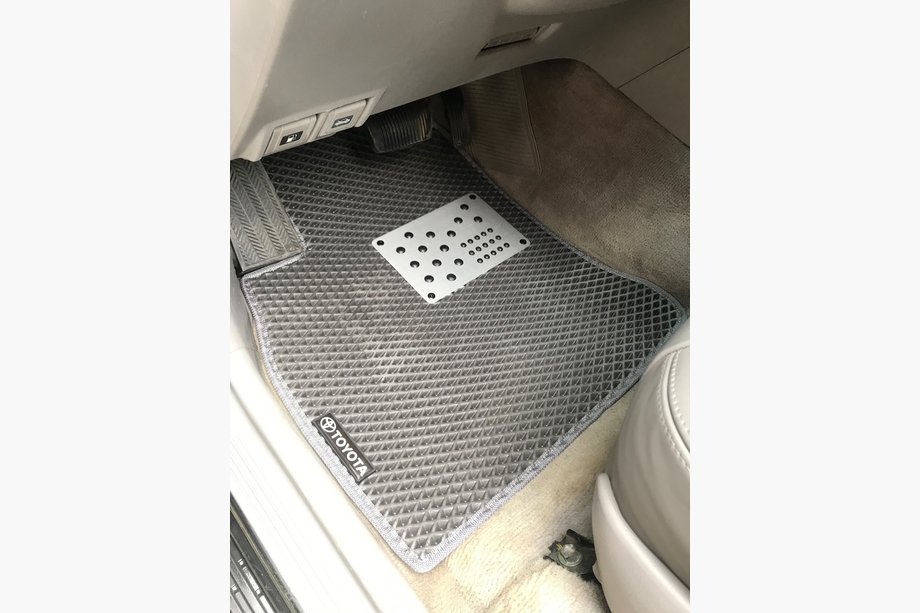 Toyota Land Cruiser 100 1998-2007 EVA Fußmatten (schwarz) Image