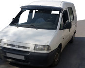 Fiat Scudo 1996-2007 Frontscheibenblende (schwarz glanz, 5mm) Foto 1