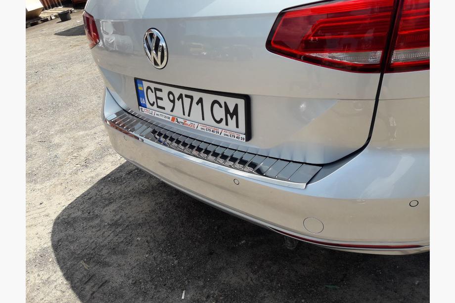 Volkswagen Passat B8 2015-2023 Heckstoßstangenschutz Carmos V1 (SW) Foto 1
