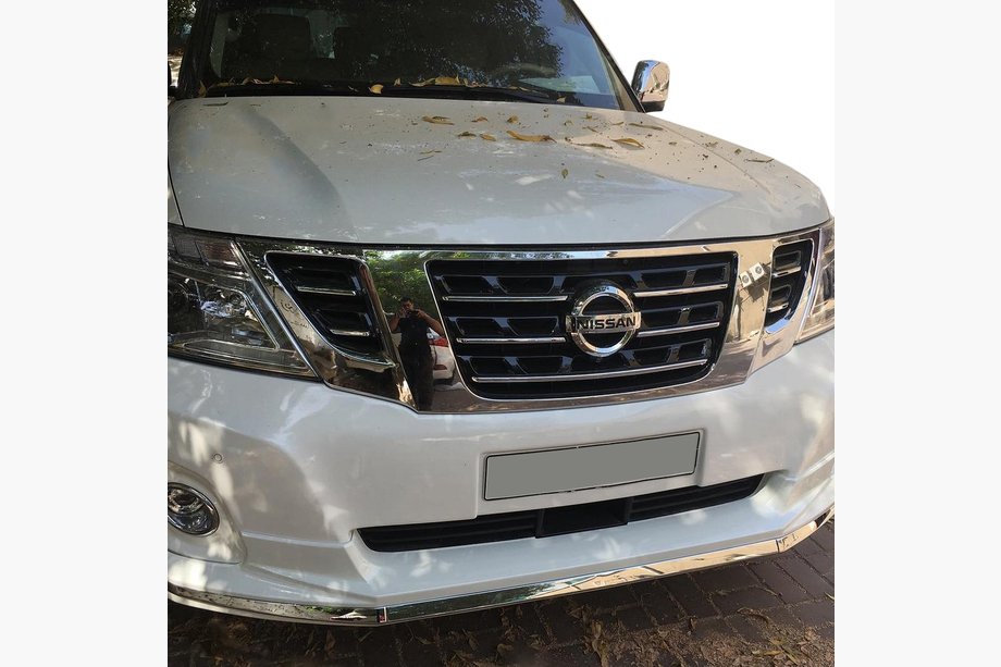 Nissan Patrol Y62 2010-2024 Bodykit Platinum Image