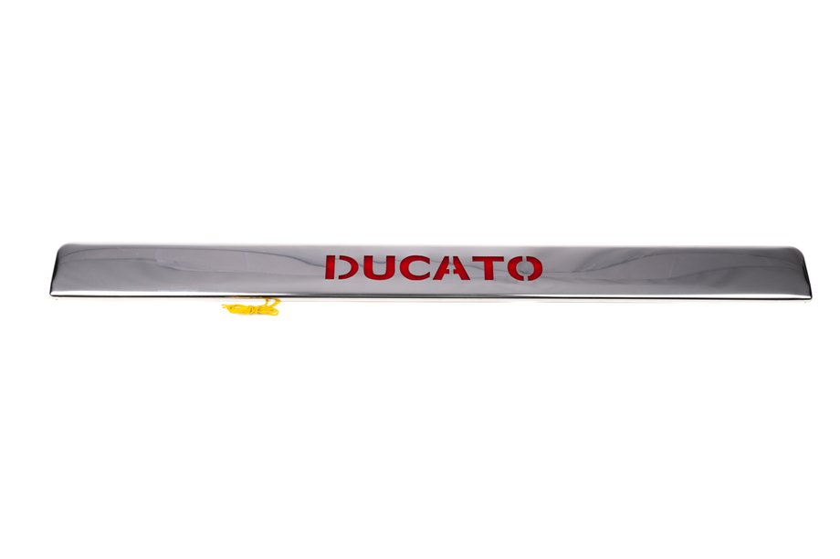 Fiat Ducato 2006-2025 LED Leiste über dem Kennzeichen (Edelstahl) Blaue LED-Beleuchtung Image