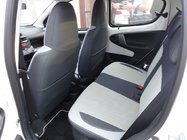 Peugeot 107 2005-2014 Autositzbezüge SoyuzAuto Premium Foto 4