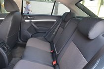 Skoda Octavia II A5 2006-2010 Autositzbezüge (Kunstleder↗Stoff, Premium) Foto 6
