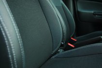 Skoda Octavia I Tour A4 1996-2010 Autositzbezüge (Kunstleder↗Stoff, Premium) Foto 2