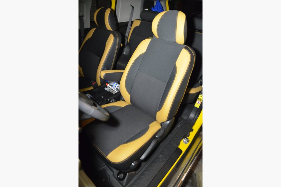 Toyota FJ Cruiser 2006-2022 Autositzbezüge SoyuzAuto Premium Image