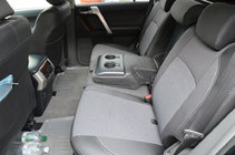 Toyota Land Cruiser Prado 150 2009-2023 Autositzbezüge (Kunstleder + Stoff, Premium) Foto 3