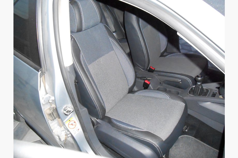 Volkswagen Jetta 2006-2011 Autositzbezüge (Kunstleder↗Stoff, Premium) Image