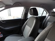 Skoda Rapid 2012-2019 Autositzbezüge SoyuzAuto Premium Foto 3