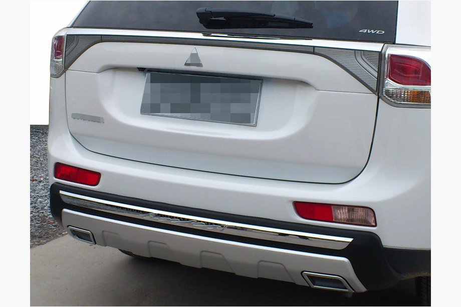 Mitsubishi Outlander 2012-2021 Heckschürze Aufsatz (2013-2015) Image