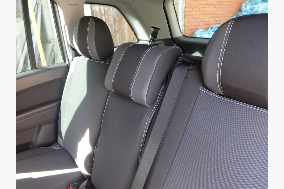 Opel Zafira B 2005–2011 Autositzbezüge (Kunstleder↗Stoff, Premium) Image