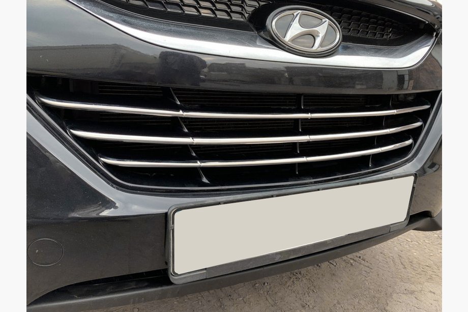 Hyundai IX-35 2010-2015 Zierleisten für Kühlergrill (3 Stk, Edelstahl) Image