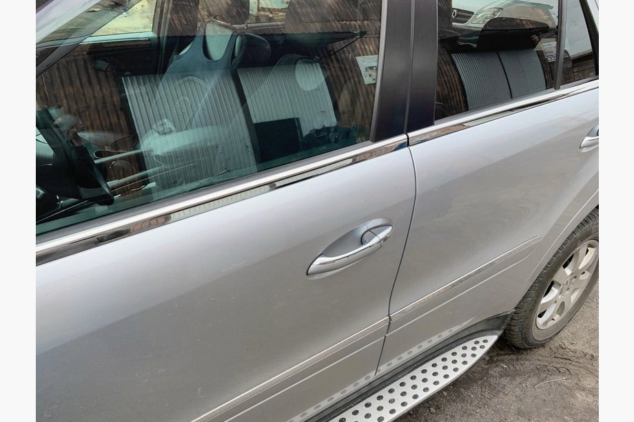 Mercedes ML W164 2005-2011 Fensterzierleisten außen Edelstahl (4 Stk) Carmos - Türkischer Edelstahl Image
