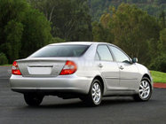 Toyota Camry 2001-2006 Chromleiste über dem Kennzeichen Foto 1