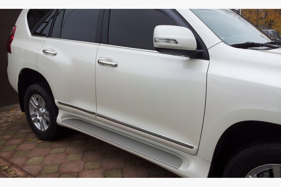 Toyota Land Cruiser Prado 150 2009-2023 Türleisten (Design 2013-2017) Weiß Image