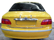 Fiat Albea 2002-2012 Chromleiste über dem Kennzeichen (Edelstahl) Foto 1