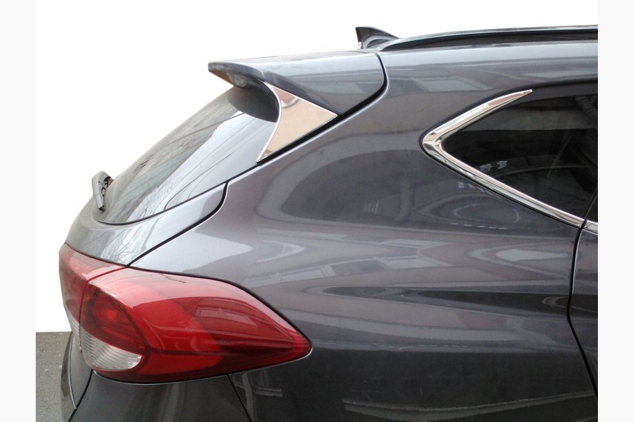 Hyundai Tucson TL 2016-2021 Chrom Dreiecksblende für Kofferraumdeckel (Edelstahl) Image