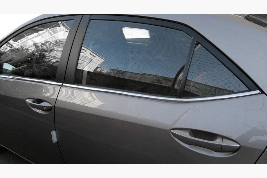 Toyota Corolla 2013-2019 Unterer Türleisten Chromabdeckung (4 Stk, Edelstahl) Image