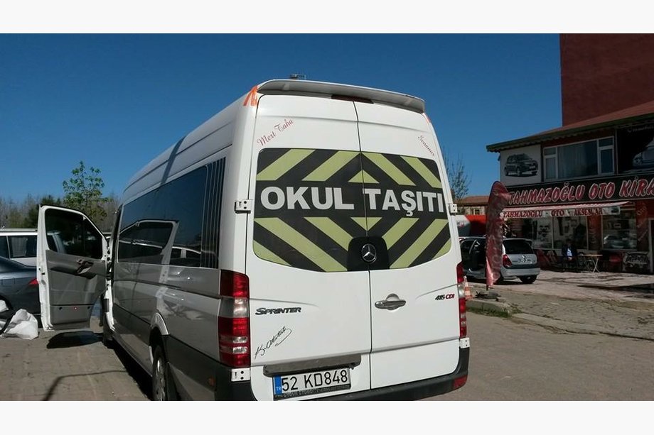Volkswagen Crafter 2006-2016 Heckspoiler Anatomik (schmales Modell, grundiert zum Lackieren) Foto 6