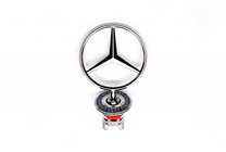 Mercedes C-class W203 2000-2007 Emblem Zielscheibe (mit Schriftzug) Foto 2