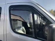 Mercedes Sprinter W906 2006–2018 Windabweiser zum Kleben (2 Stk, Niken) Foto 1