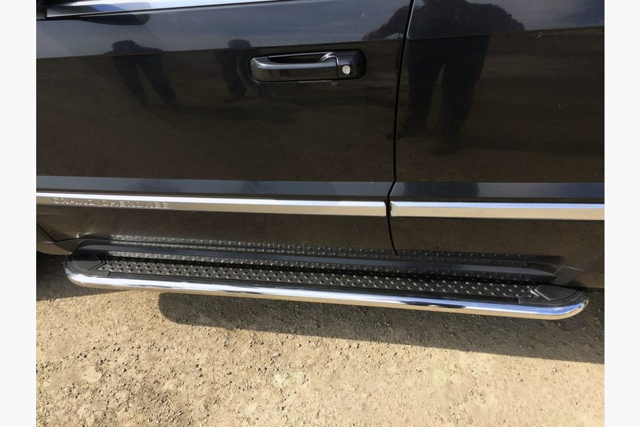 Toyota Highlander 2013-2019 Trittbretter Maydos V2 (2 Stk., Edelstahl) Image