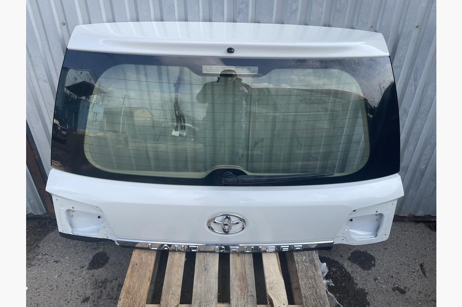 Toyota Land Cruiser 200 2007-2021 Kofferraumdeckel oben 2016+ weiß (GEBRAUCHT, Original) Image