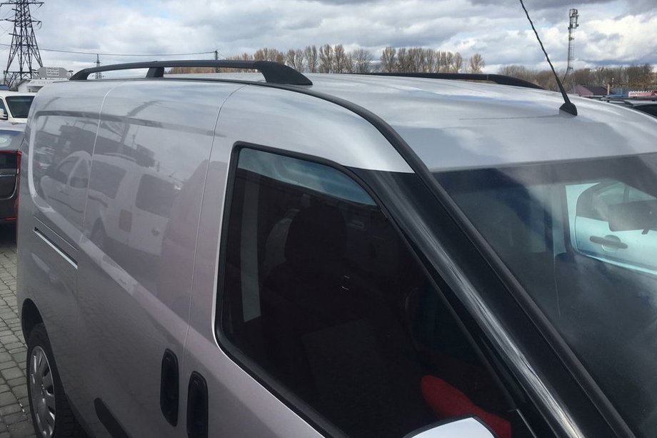 Fiat Doblo II 2010-2022 Dachreling Schwarz Standard, Kunststofffüße Image