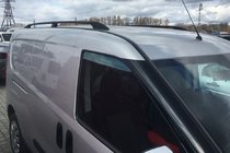 Fiat Doblo II 2010-2022 Dachreling Schwarz Standard, Kunststofffüße Foto 1