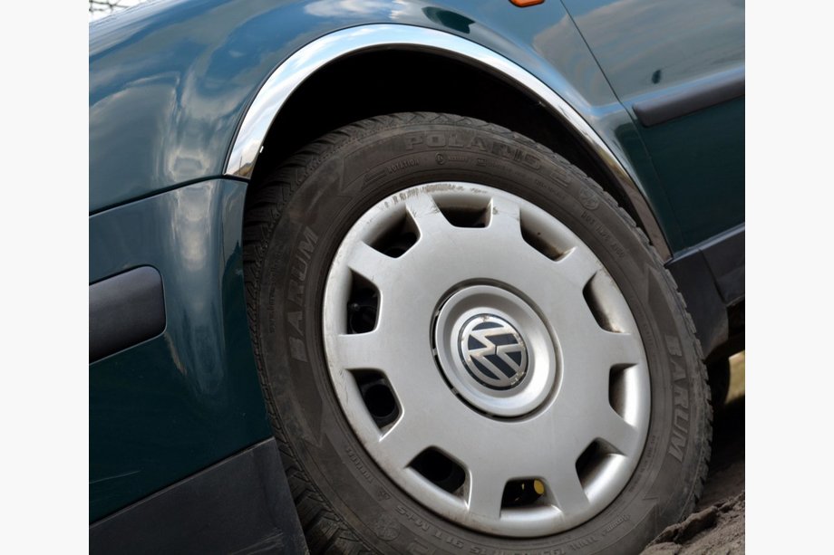 Volkswagen Passat B5 1997-2005 Radlaufverkleidungen (4 Stk, Edelstahl) Kombi, 1996-2000 Image