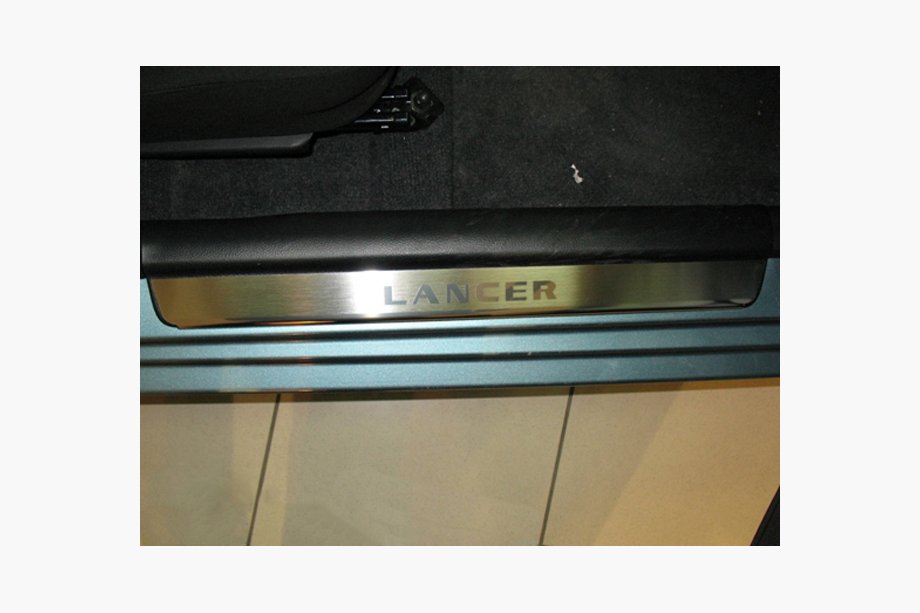 Mitsubishi Lancer 9 2004-2008 Einstiegsleisten Abdeckungen Nataniko (4 Stk., Edelstahl) Image