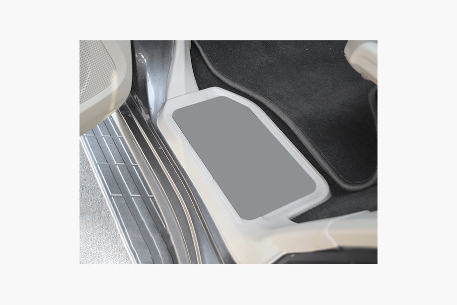Mitsubishi Pajero Wagon IV 2006-2021 Einstiegsleisten Natanko (Edelstahl) Image