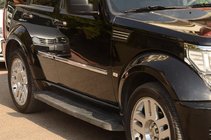 Dodge Nitro 2006-2011 Türleisten Edelstahl Foto 1