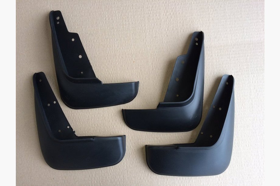 Nissan Tiida 2004-2011 Premium Schmutzfänger (4 Stk) Image