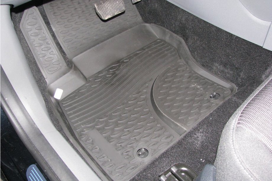 Ford Focus III 2011-2017 Gummimatte Fahrerseite vorne Innenraum (Novline) Variante 1 Image