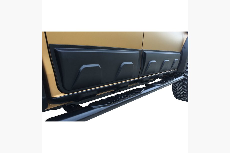 Isuzu D-Max 2011-2019 Türleisten (4 Stk, ABS) Image