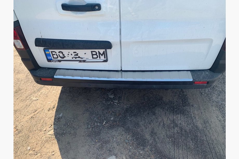 Renault Trafic 2015- Heckstoßstangenschutz OmsaLine Edelstahl Foto 2