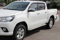 Toyota Hilux 2015- Trittbretter KB001 Edelstahl Foto 3