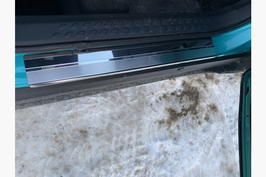 Toyota C-HR 2016-2023 Einstiegsleisten Abdeckungen Nataniko (4 Stk., Edelstahl) Image