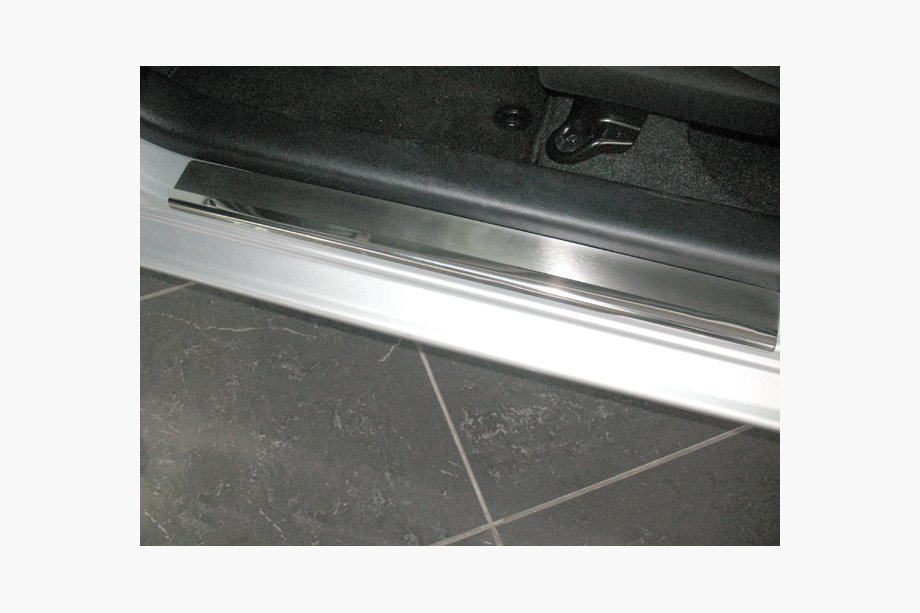 Toyota Yaris 2010-2020 Einstiegsleisten Abdeckungen Nataniko (4 Stk., Edelstahl) Image