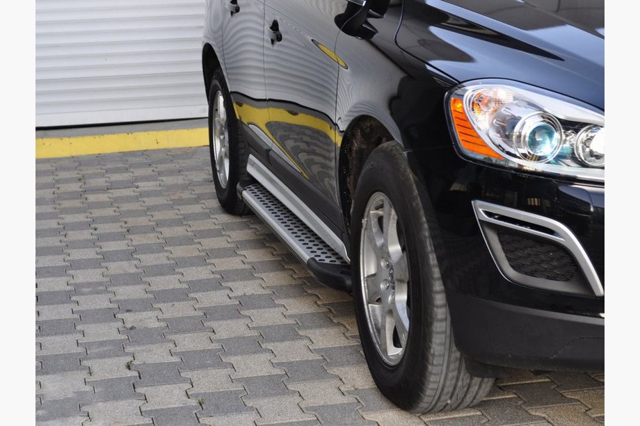 Volvo XC60 2009-2017 Trittbretter Allmond Grey (2 Stk., Aluminium) Image
