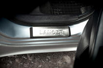 Mitsubishi Lancer X 2008- Einstiegsleisten Edelstahl Omsa 4 Stück Foto 3