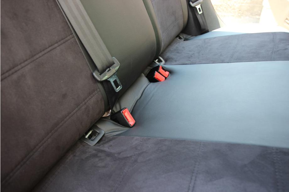 Volkswagen Golf 6 2008-2014 Autositzbezüge Kunstleder+Stoff+Alcantara Antara A001 (kompletter Innenraum) Foto 6