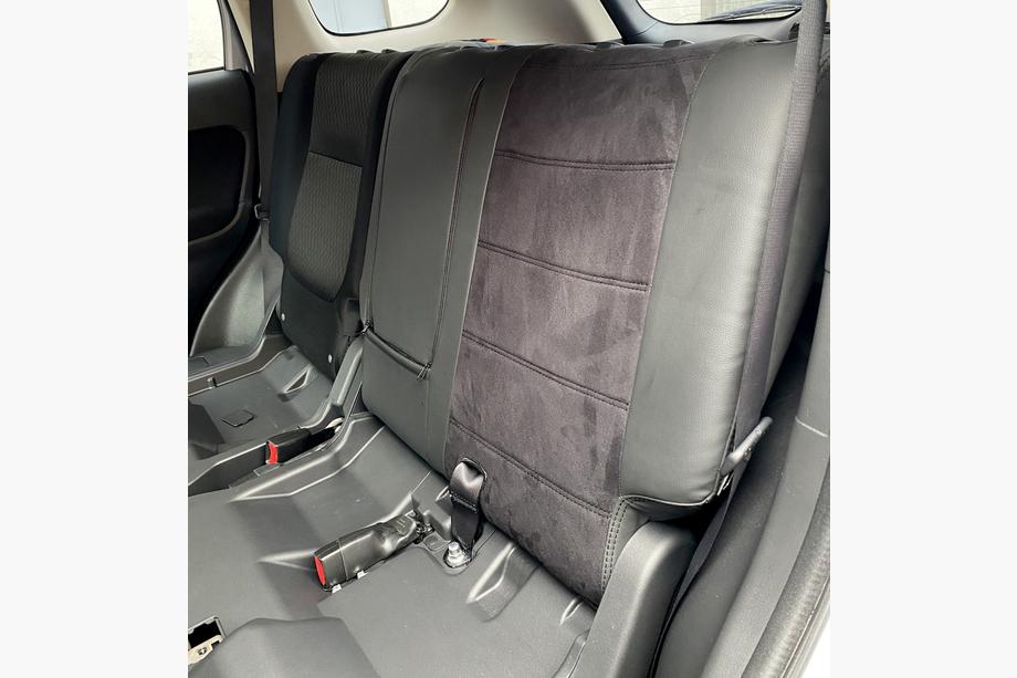 Mitsubishi Outlander 2012-2021 Autositzbezüge Kunstleder+Stoff+Alcantara Antara A001 (kompletter Innenraum) Foto 1