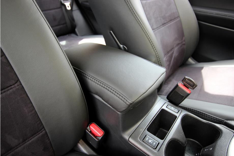 Nissan Qashqai 2014-2021 Autositzbezüge Kunstleder+Stoff+Alcantara Antara A001 (kompletter Innenraum) Foto 16