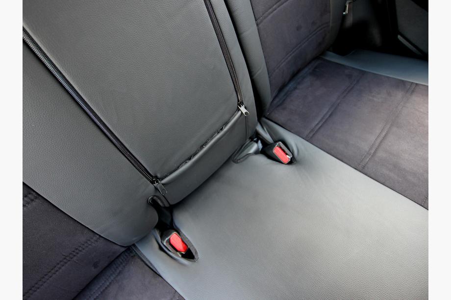 Kia Sportage 2015-2021 Autositzbezüge Kunstleder+Stoff+Alcantara Antara A001 (kompletter Innenraum) Foto 9