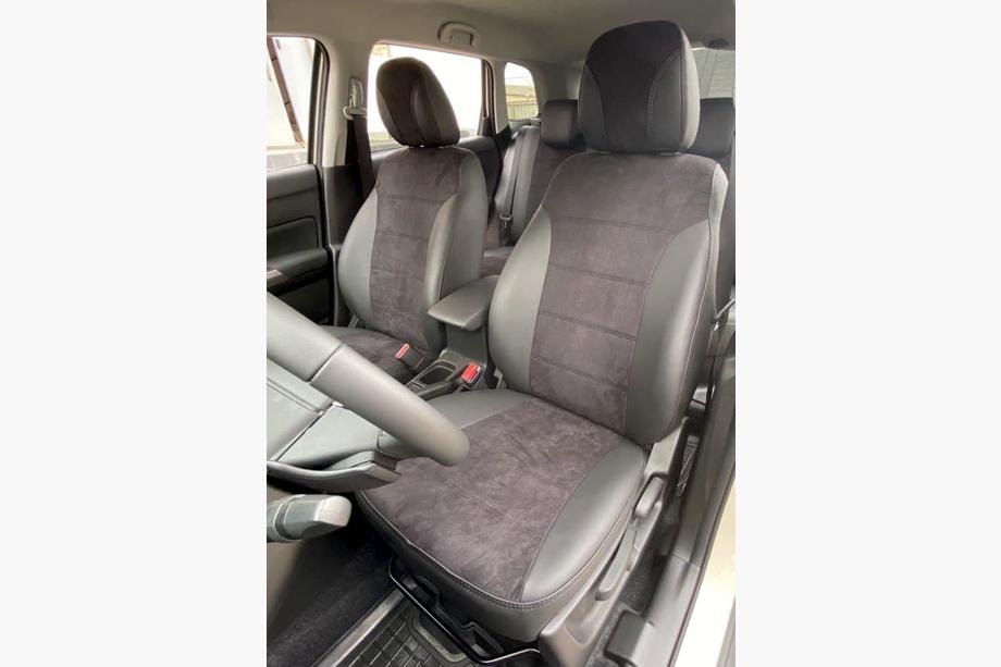 Suzuki Vitara 2015- Autositzbezüge Kunstleder+Stoff+Alcantara Antara A001 (kompletter Innenraum) Foto 8