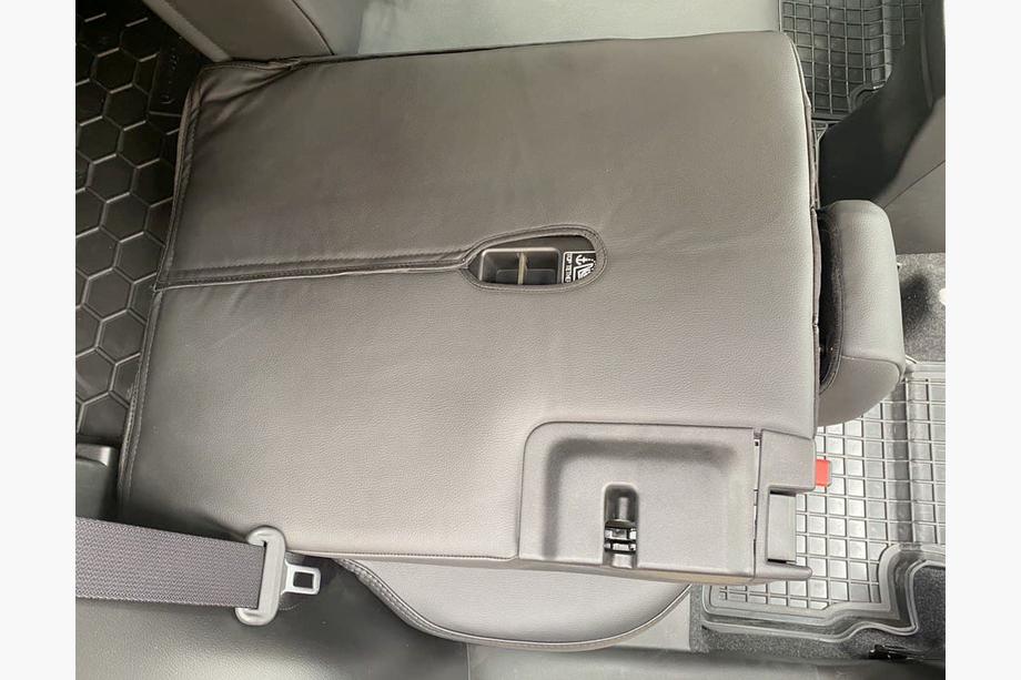 Suzuki Vitara 2015- Autositzbezüge Kunstleder+Stoff+Alcantara Antara A001 (kompletter Innenraum) Foto 3
