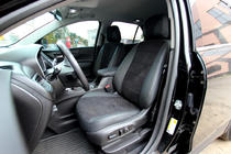Chevrolet Equinox 2018-2025 Autositzbezüge Kunstleder+Stoff+Alcantara Antara A001 (kompletter Innenraum) Foto 1